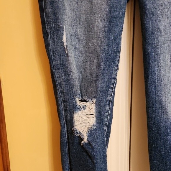 KanCan Women's Mid Rise Ankle Skinny Jeans Distressed Hems Size 26 (US 2) - Picture 3 of 7